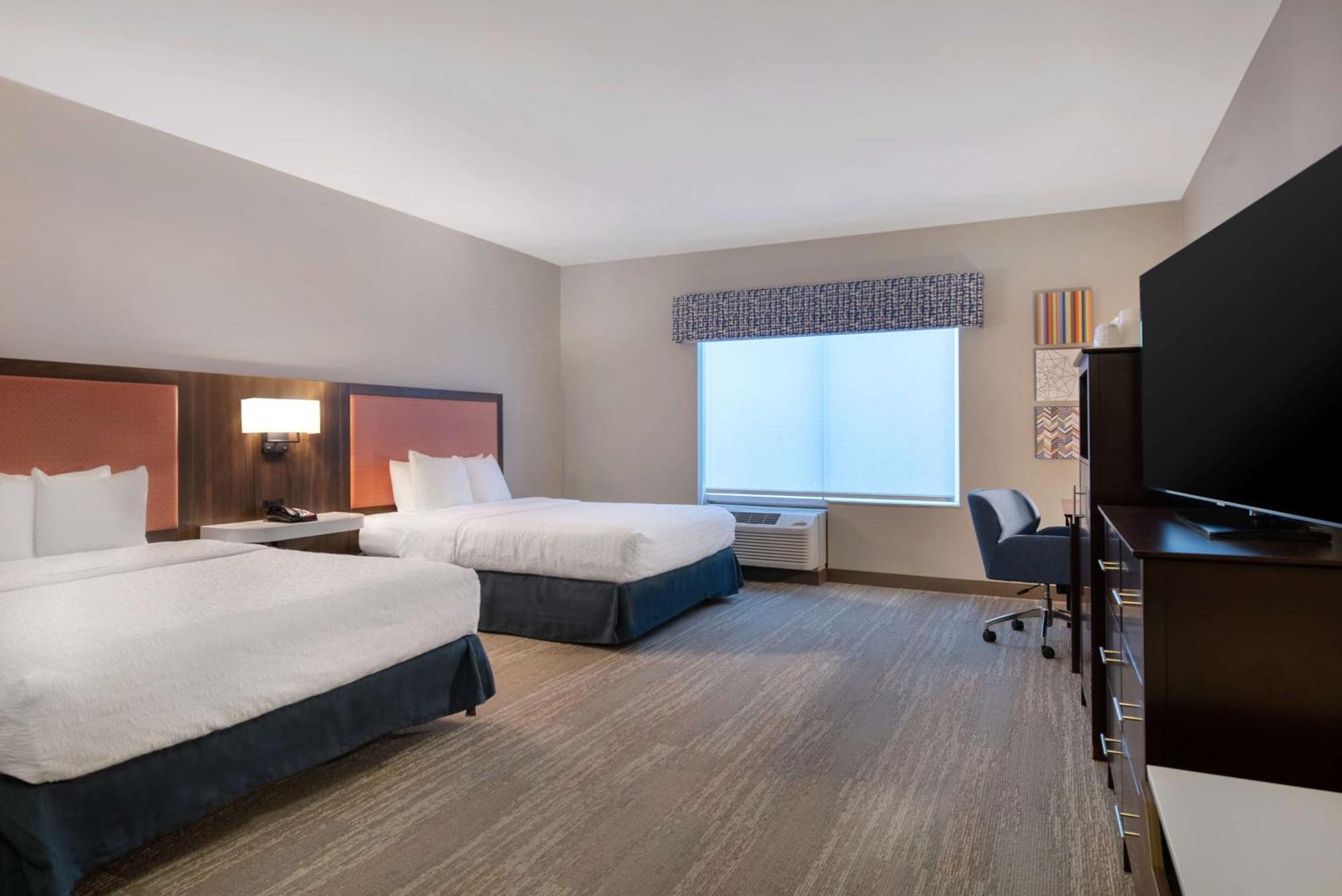 Hampton Inn & Suites Харви Екстериор снимка